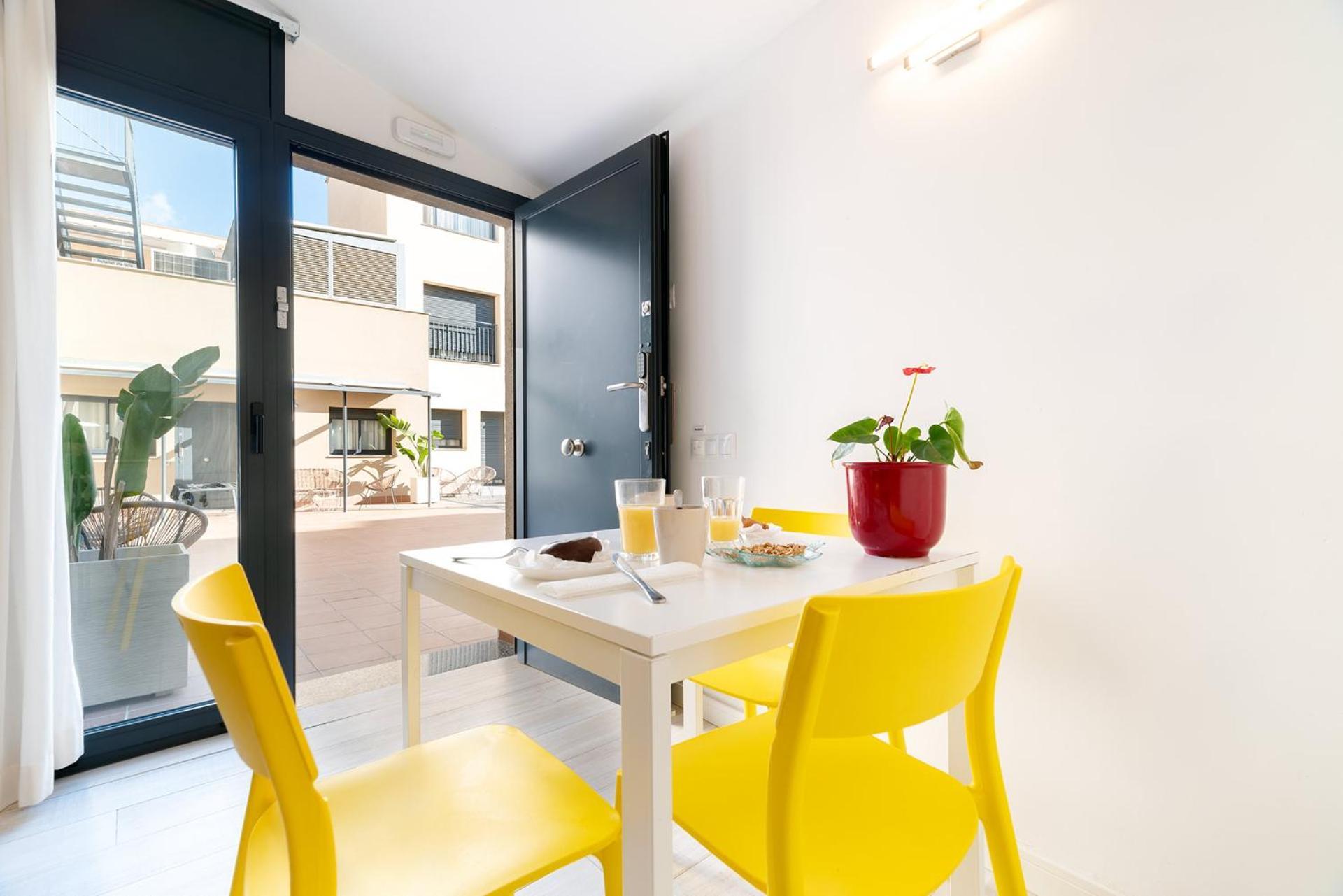 Castell Beach Aparthotel Castelldefels Phòng bức ảnh